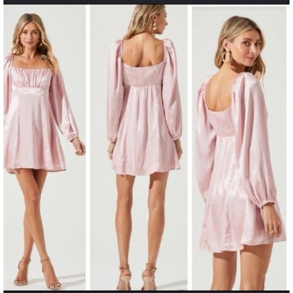 astr the label dress small Mini Size S Long Sleeve